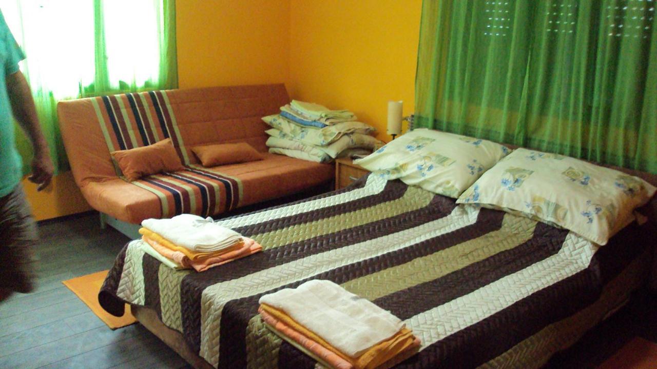 Apartman Rudnik Vrdnik Buitenkant foto